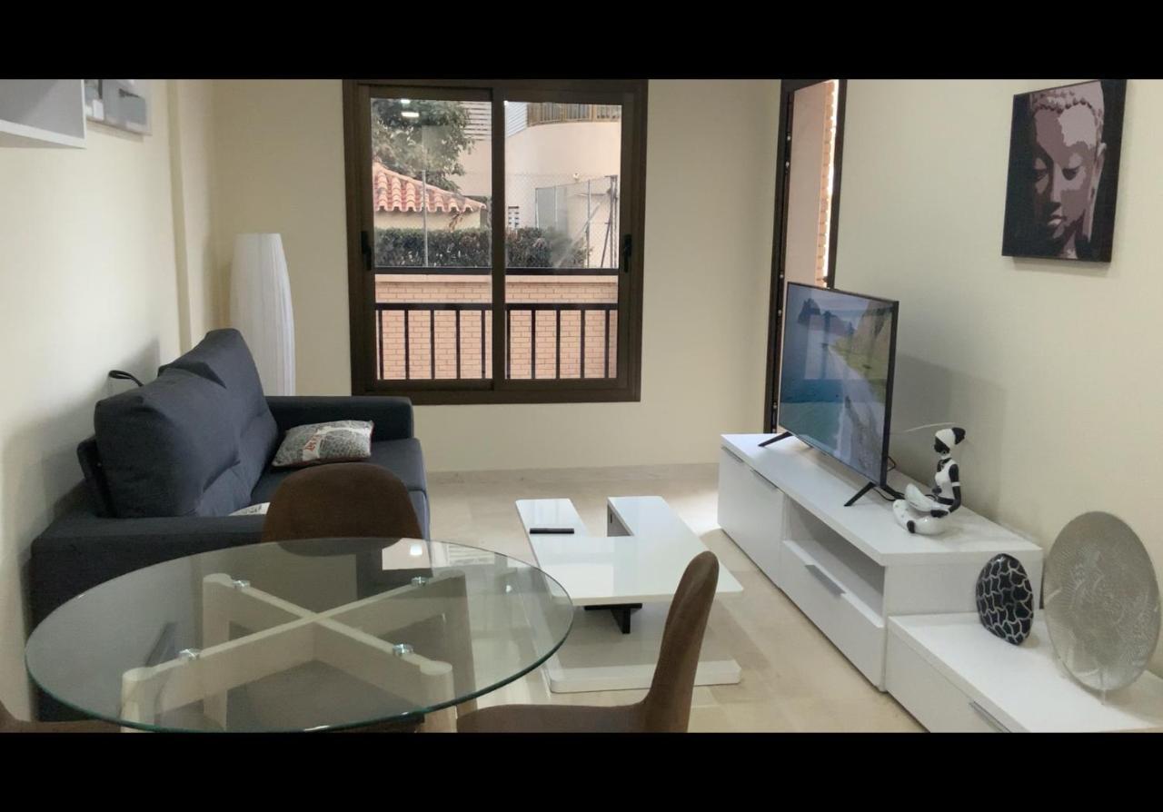 Moderno Apartamento En Primera Linea Paseo Maritimo Fuengirola Exterior photo